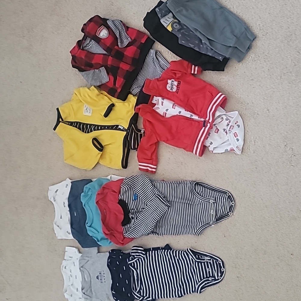 Bundle of Baby NB/3 Month clothes